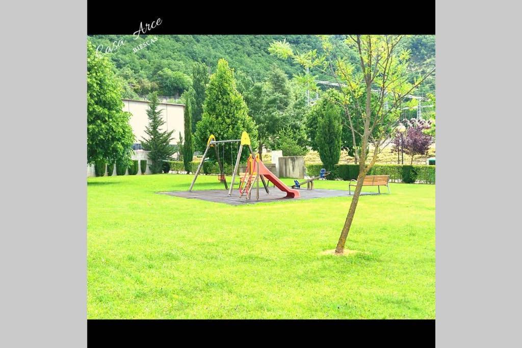 비에스카스 Casa Arce 빌라 외부 사진